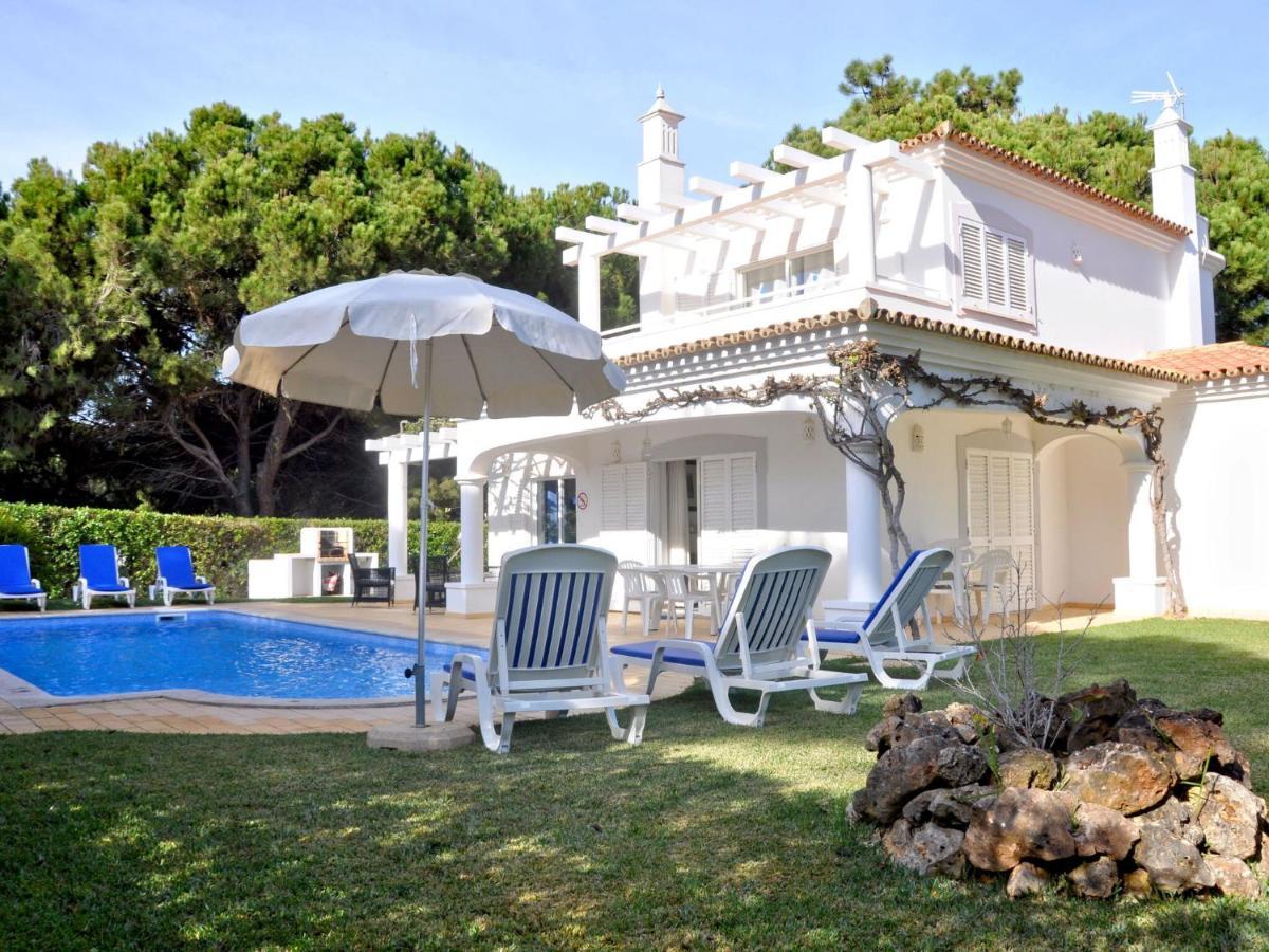 Comfortable Holiday Home In Vilamoura With Pool Exteriör bild