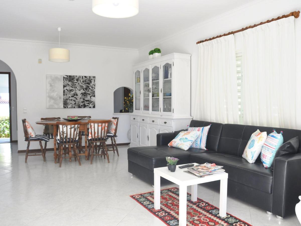 Comfortable Holiday Home In Vilamoura With Pool Exteriör bild