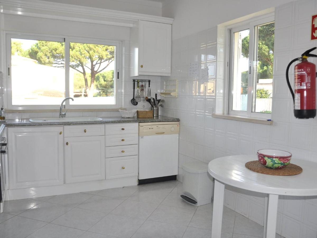Comfortable Holiday Home In Vilamoura With Pool Exteriör bild